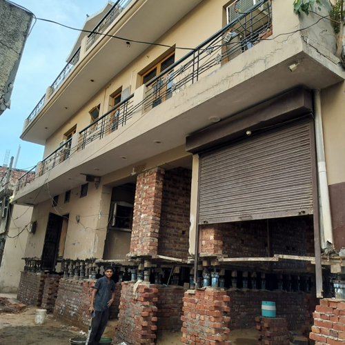 Jaharvir Goga Building Lifting